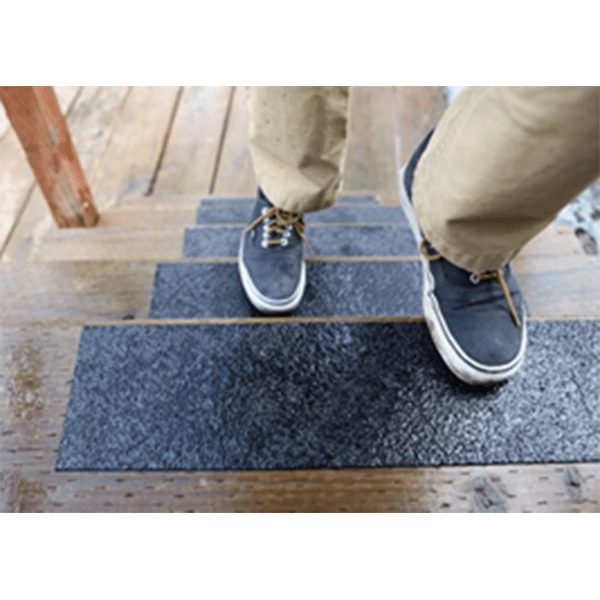 Rust-Oleum Lavagrip Strips - Slip Prevention - Image 2