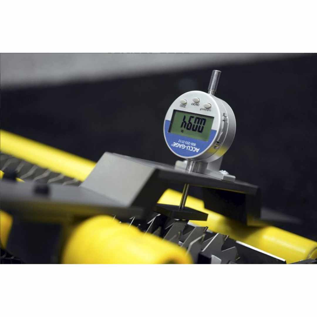 Verticut-Gage HOC Gage w_ Digital Gage - Lifestyle 2