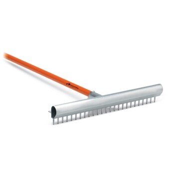 AccuSmooth Maintenance Bunker Rake