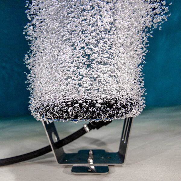 home series diffused aeration system for residential ponds